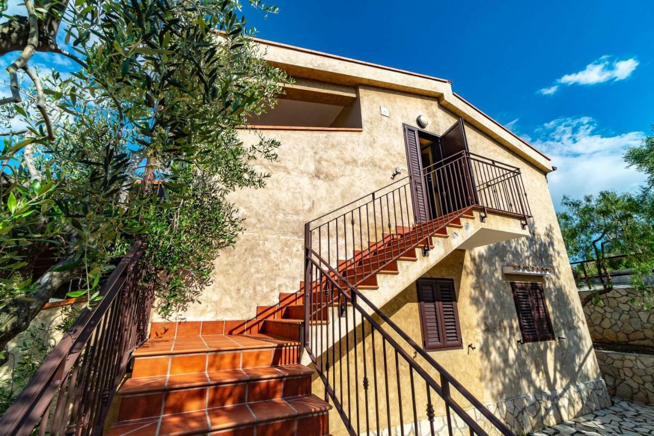 Villa Mapa - Appartamenti Vicino Al Mare Vieste Kültér fotó